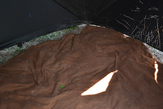 ground blind tips - blanket floor