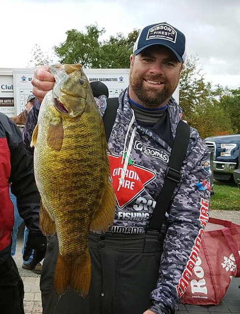 Record tournament bass - Ontario OUT of DOORS